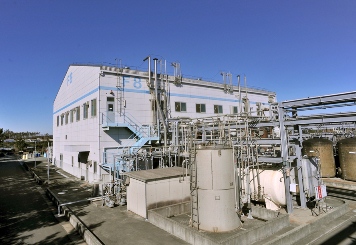 岩城製薬受託合成（写真は静岡工場）[1].jpg